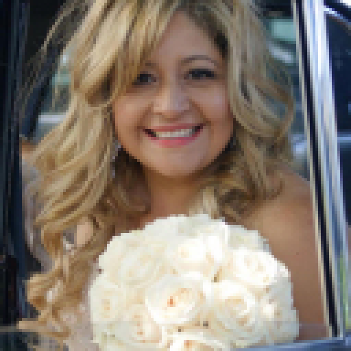 Bible profile picture for @Isidora